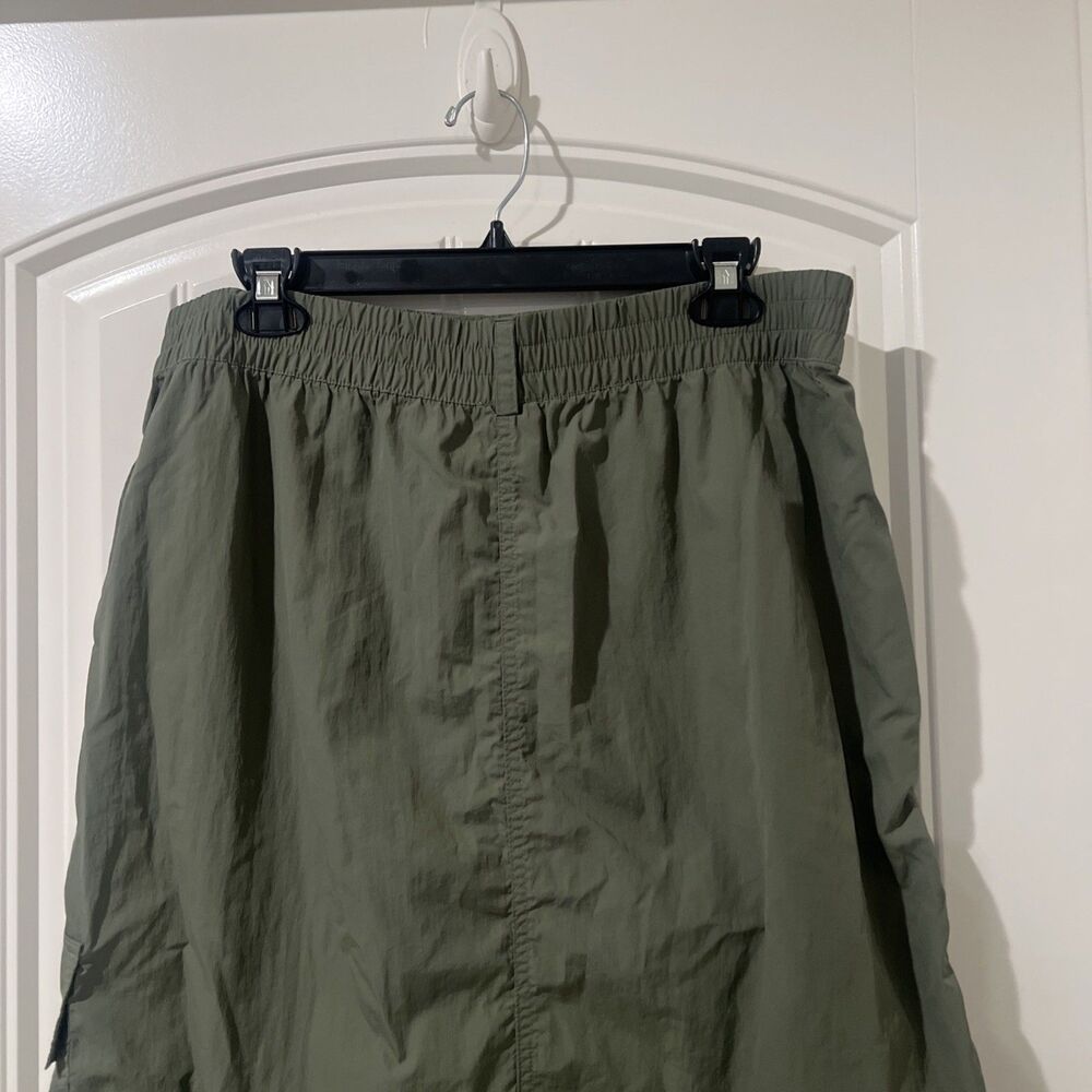 OFFLINE By Aerie On The Move Cargo Maxi Skirt Sage Green Utility Pocket NWOT L - Picture 11 of 16